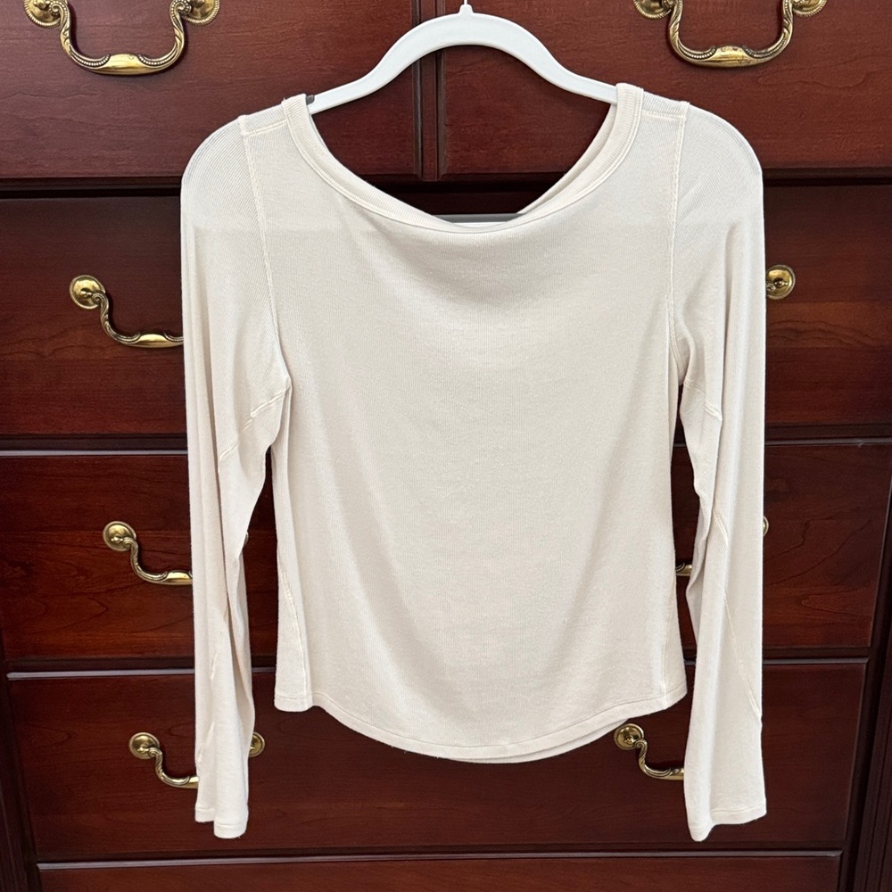 Lululemon top